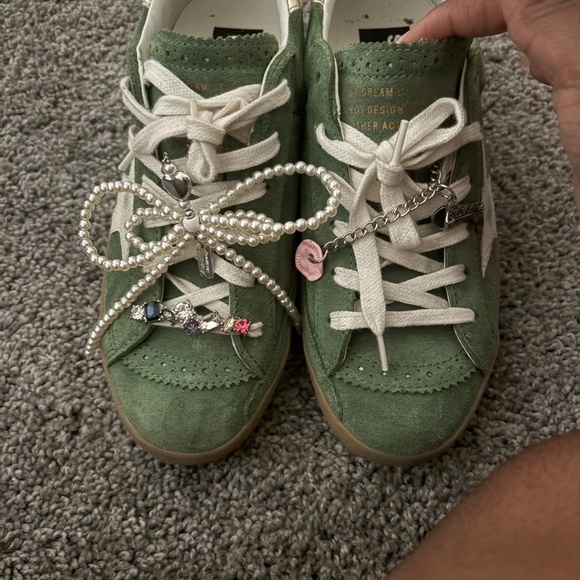 Golden Goose - Picture 3 of 5